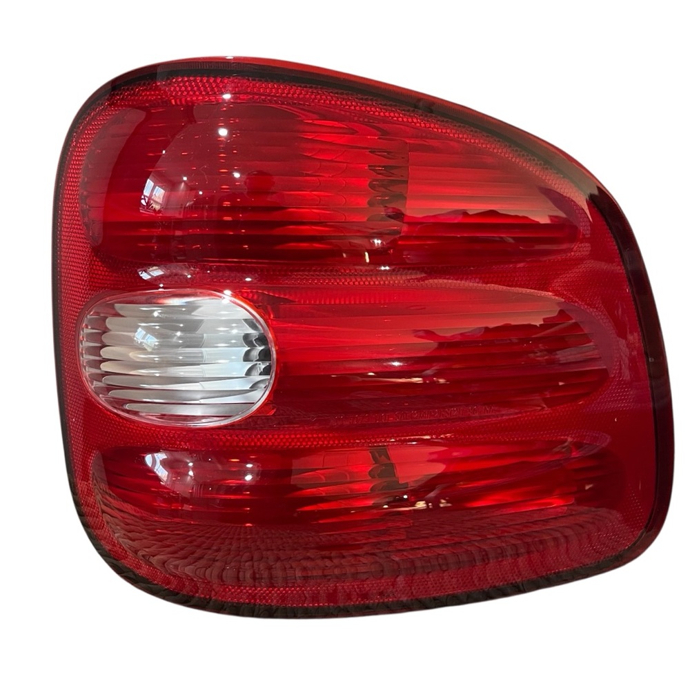 Ford F-150 Tail Light 1997-2000 Driver Or Passenger Side FlareSide Only 1 TYC